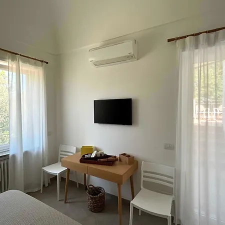 Le Tre B B&B 아나카프리
